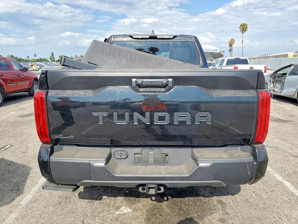 Продаж на аукціоні авто 2022 Toyota Tundra, vin: 5TFLA5DB8SX246226, номер лоту: 64308486