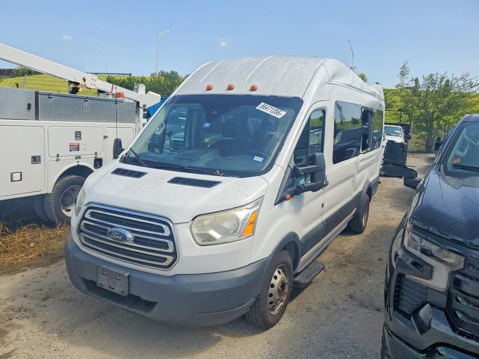 66471206 :رقم المزاد ، 1FBVU4XG2HKB27468 vin ، 2017 Ford Transit مزاد بيع