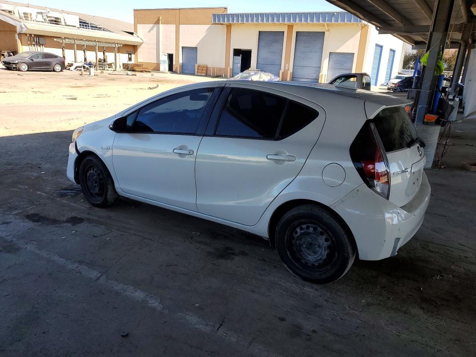 2015 Toyota Prius C მანქანა იყიდება აუქციონზე, vin: JTDKDTB32F1110427, აუქციონის ნომერი: 66727256