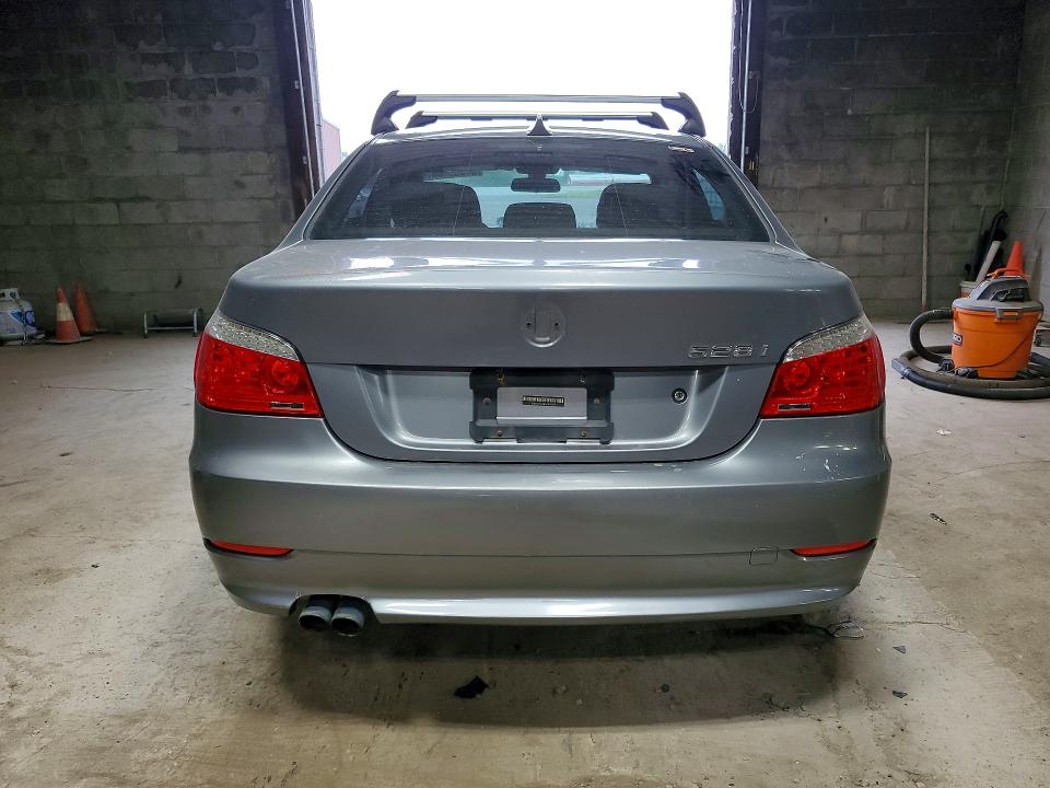 Продаж на аукціоні авто 2010 Bmw 528, vin: WBANV1C50AC445453, номер лоту: 64039406