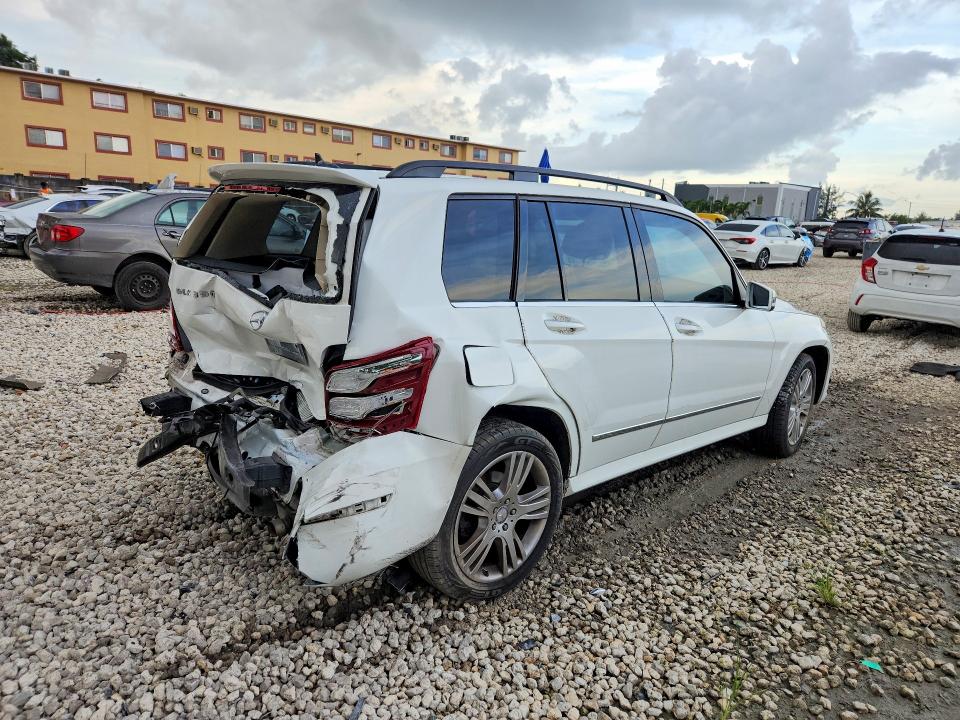 63936396 :رقم المزاد ، WDCGG5HB8FG439339 vin ، 2015 Mercedes-benz Glk مزاد بيع