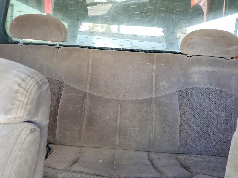 Продаж на аукціоні авто 2000 Chevrolet Silverado, vin: 1GCEC19VXYZ352995, номер лоту: 63743996