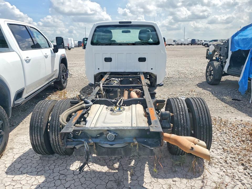 64536756 :رقم المزاد ، 1FDUF5GT0GEC46455 vin ، 2016 Ford F550 مزاد بيع