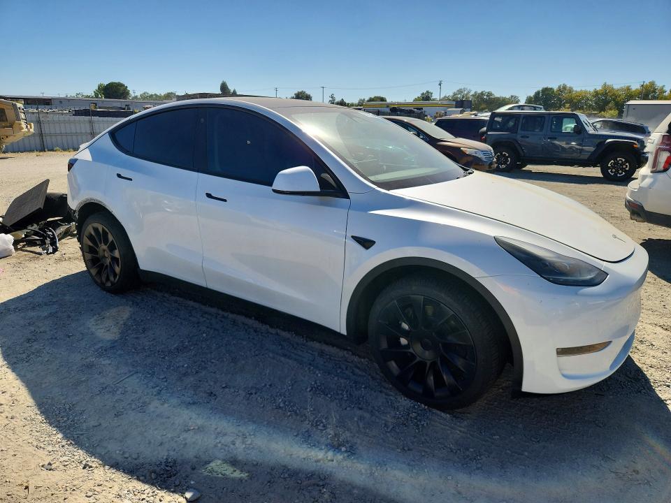 2023 Tesla Model Y მანქანა იყიდება აუქციონზე, vin: 7SAYGDEE3PF676547, აუქციონის ნომერი: 65725546