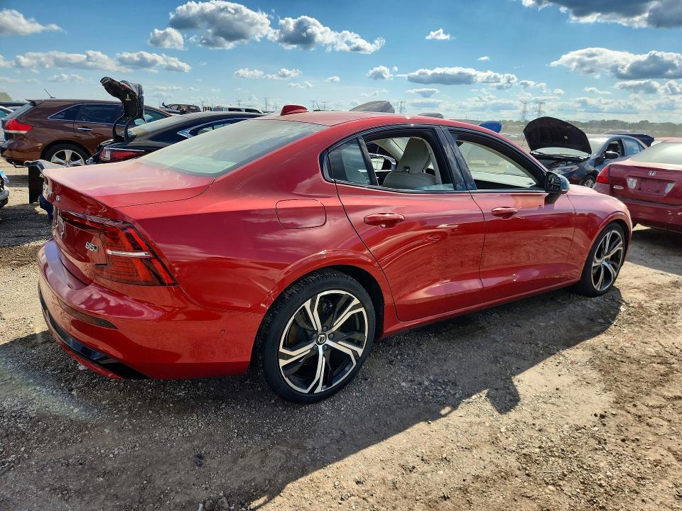 65233666 :رقم المزاد ، 7JRL12TL5RG303938 vin ، 2024 Volvo S60 مزاد بيع