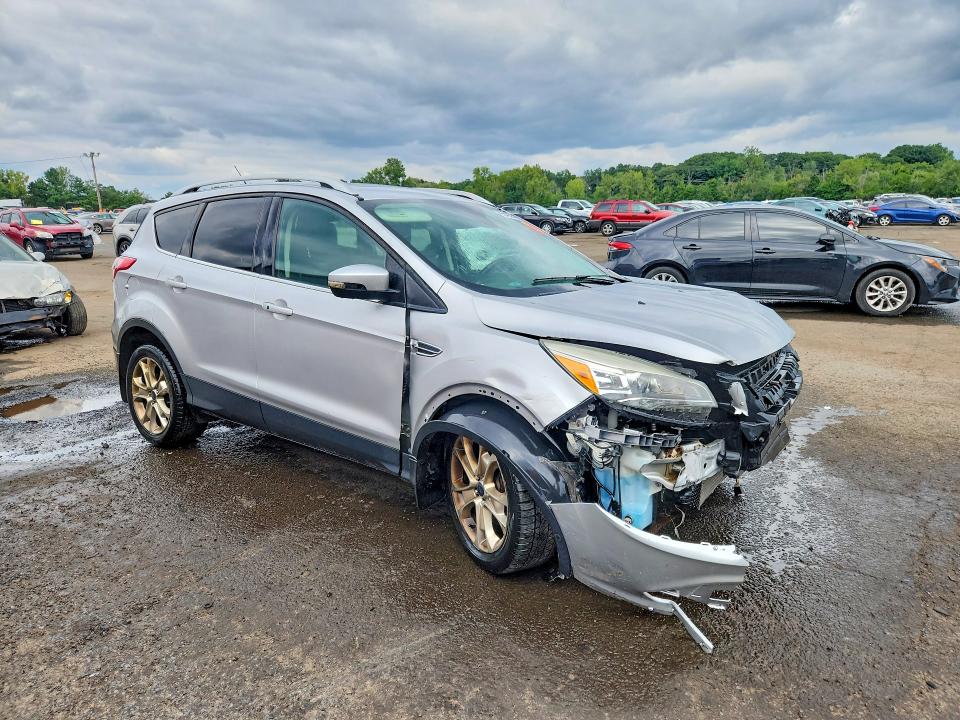Продаж на аукціоні авто 2016 Ford Escape, vin: 1FMCU9J92GUA58256, номер лоту: 65485766