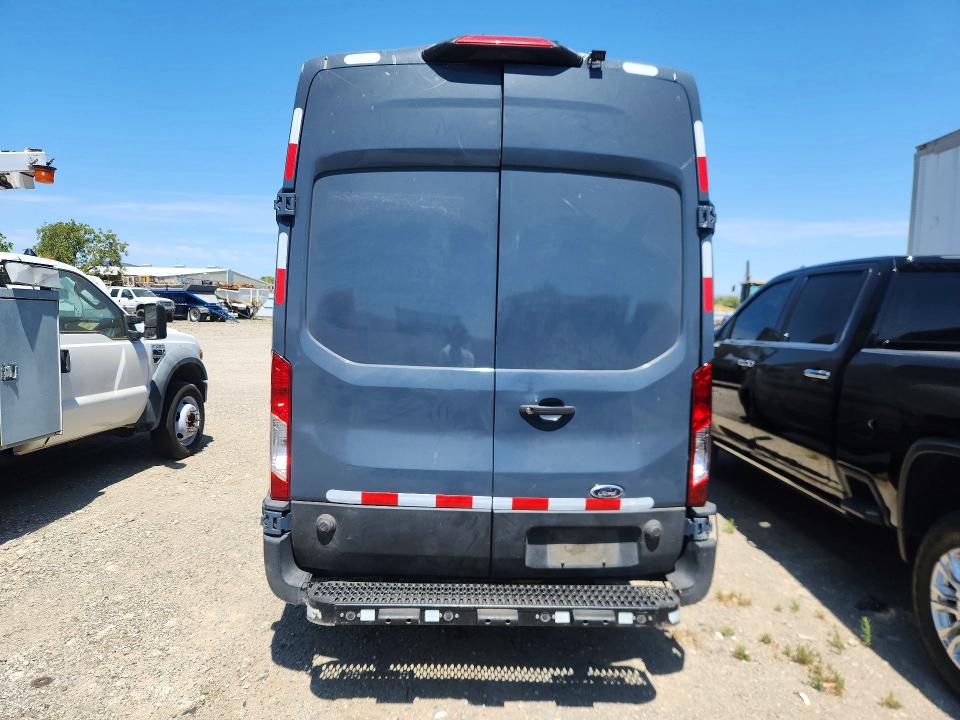 63449846 :رقم المزاد ، 1FTBR3X80LKB28145 vin ، 2020 Ford Transit مزاد بيع