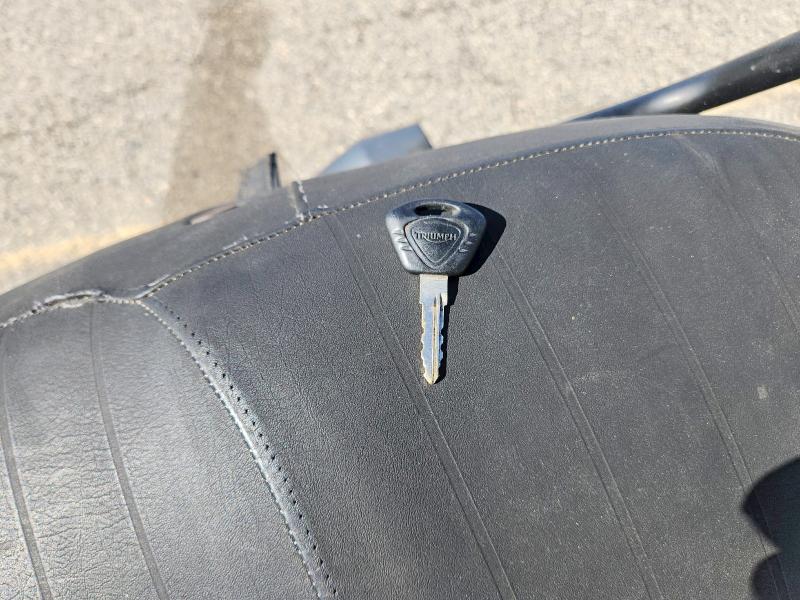 2013 Triumph Motorcycle Thruxton მანქანა იყიდება აუქციონზე, vin: SMT920K1XDT572030, აუქციონის ნომერი: 65711486