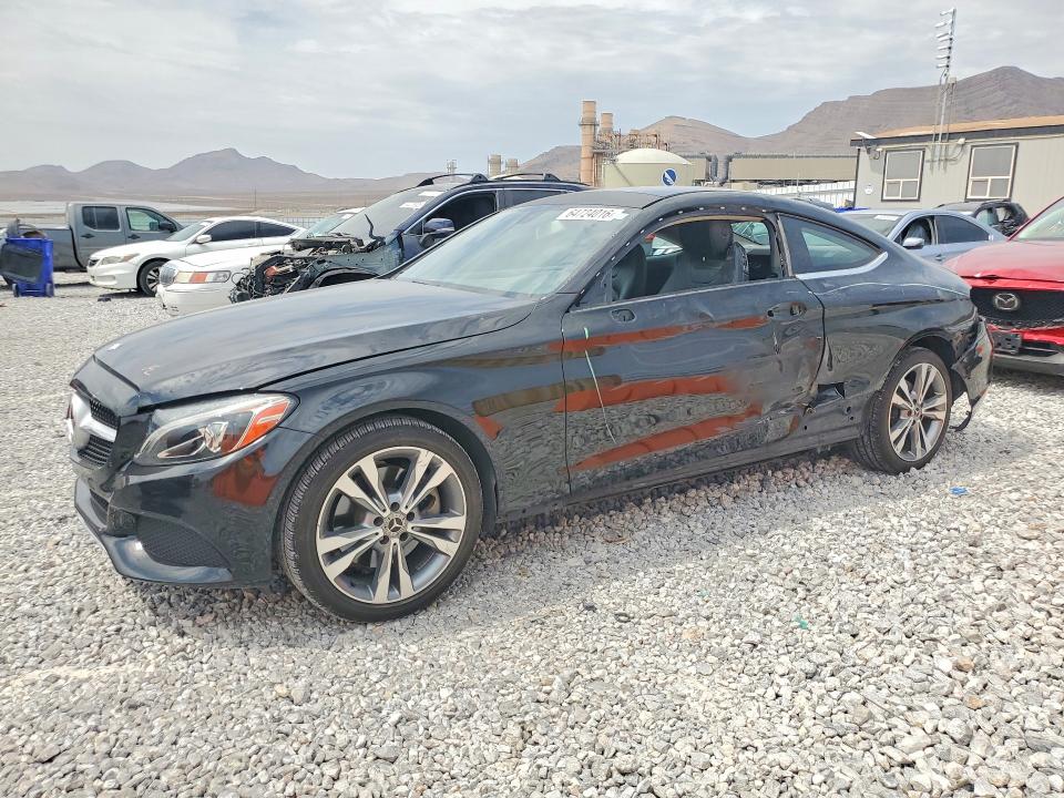 64724016 :رقم المزاد ، WDDWJ4JB0HF524679 vin ، 2017 Mercedes-benz C مزاد بيع