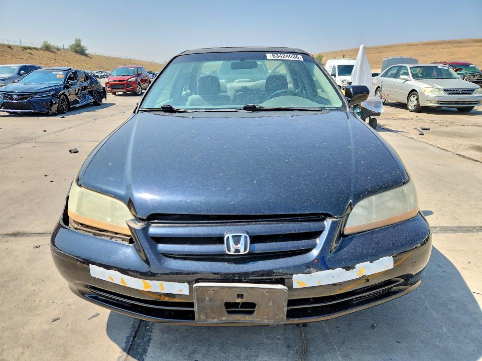 63424636 :رقم المزاد ، 1HGCG56672A102993 vin ، 2002 Honda Accord مزاد بيع