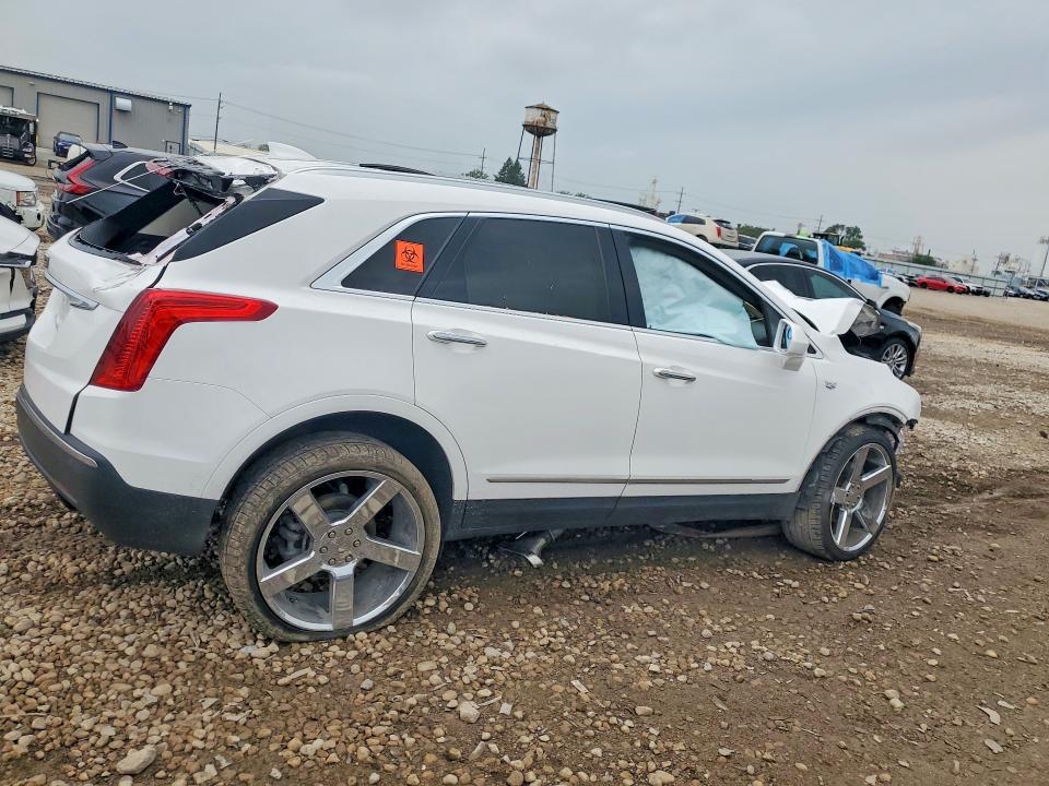 2019 Cadillac Xt5 მანქანა იყიდება აუქციონზე, vin: 1GYKNCRS1KZ137215, აუქციონის ნომერი: 64748256