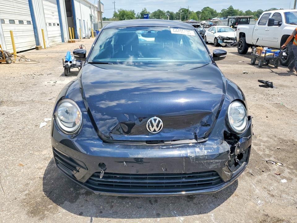 Продажа на аукционе авто 2019 Volkswagen Beetle, vin: 3VWFD7AT2KM719103, номер лота: 64406136