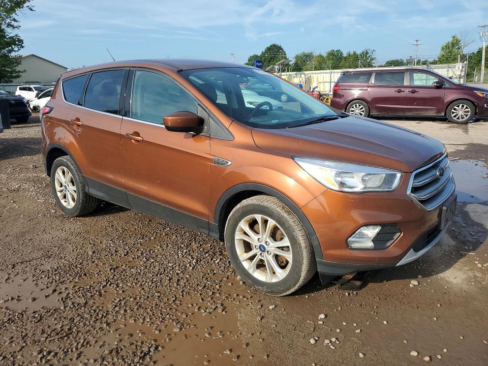 Aukcja sprzedaży 2017 Ford Escape, vin: 1FMCU9GD5HUF01013, numer aukcji: 66144026