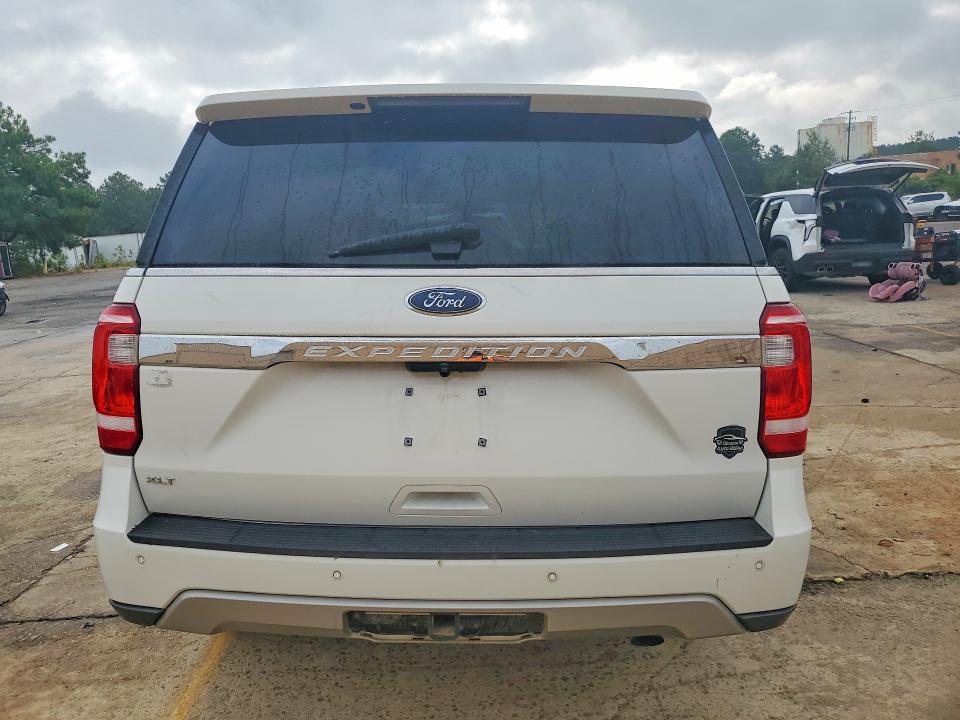 Продажа на аукционе авто 2020 Ford Expedition, vin: 1FMJU1HT7LEA23176, номер лота: 63310186