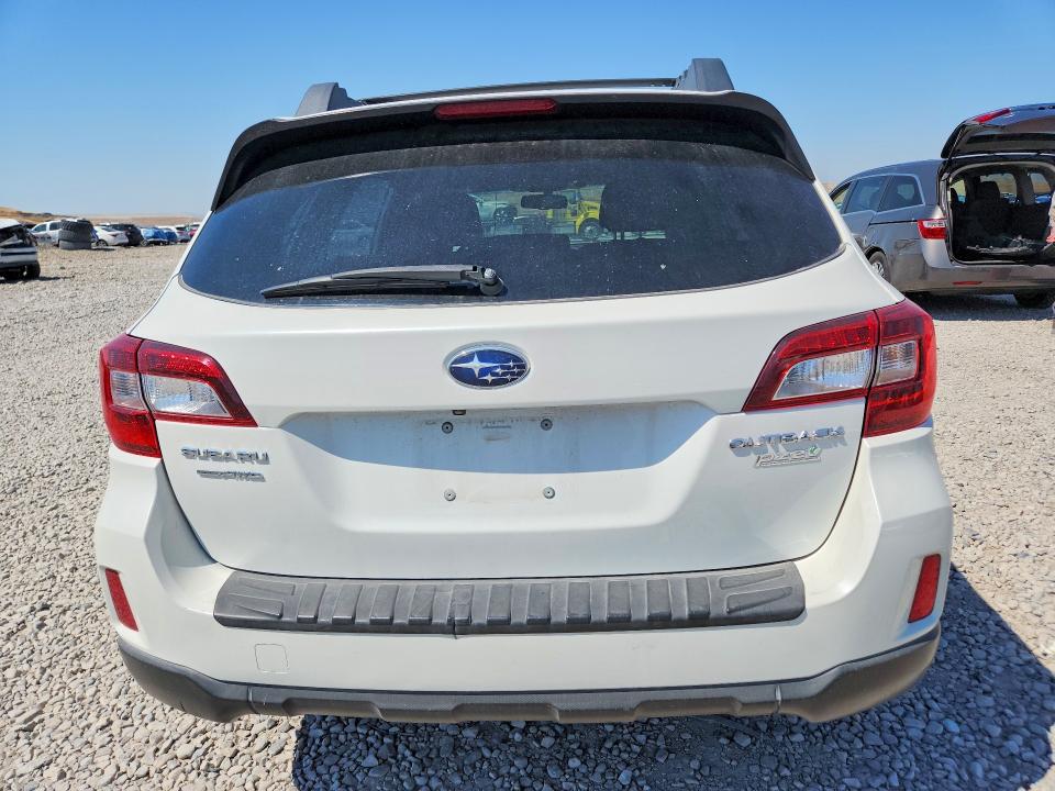 2015 Subaru Outback მანქანა იყიდება აუქციონზე, vin: 4S4BSBAC2F3323055, აუქციონის ნომერი: 63692656