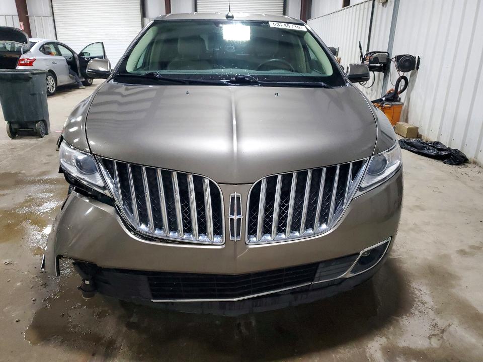63748716 :رقم المزاد ، 2LMDJ8JK2CBL08206 vin ، 2012 Lincoln Mkx مزاد بيع