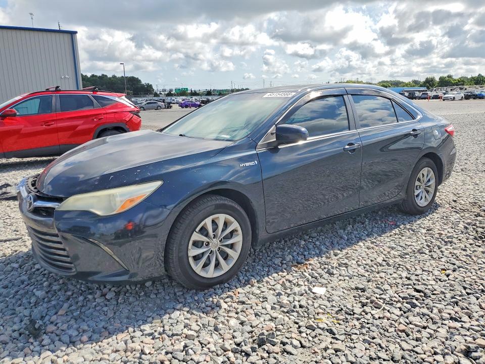 65154566 :رقم المزاد ، 4T1BD1FK9FU147197 vin ، 2015 Toyota Camry Hybrid مزاد بيع