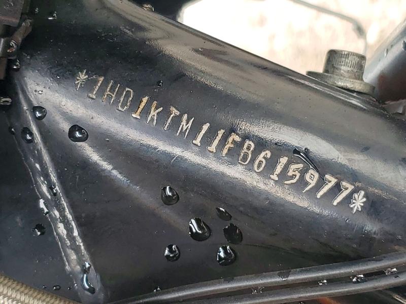 64591336 :رقم المزاد ، 1HD1KTM11FB615977 vin ، 2015 Harley-davidson Fltrxs مزاد بيع
