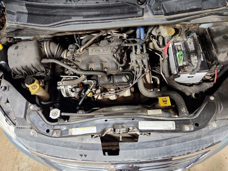 Продаж на аукціоні авто 2010 Volkswagen Routan, vin: 2V4RW3D18AR236967, номер лоту: 64008076