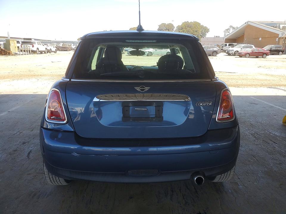 64713226 :رقم المزاد ، WMWMF3C51ATZ66394 vin ، 2010 Mini Cooper مزاد بيع