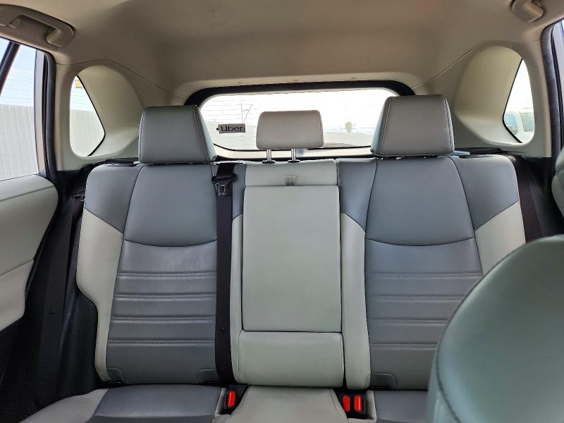 Продажа на аукционе авто 2019 Toyota Rav4, vin: JTMA1RFV5KD511515, номер лота: 63263136