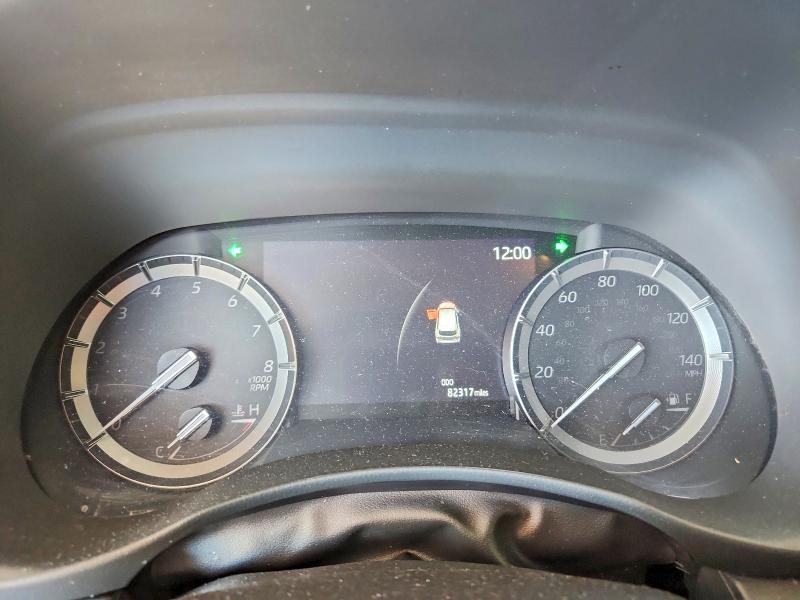 63752106 :رقم المزاد ، 5TDGZRAH4MS051596 vin ، 2021 Toyota Highlander مزاد بيع