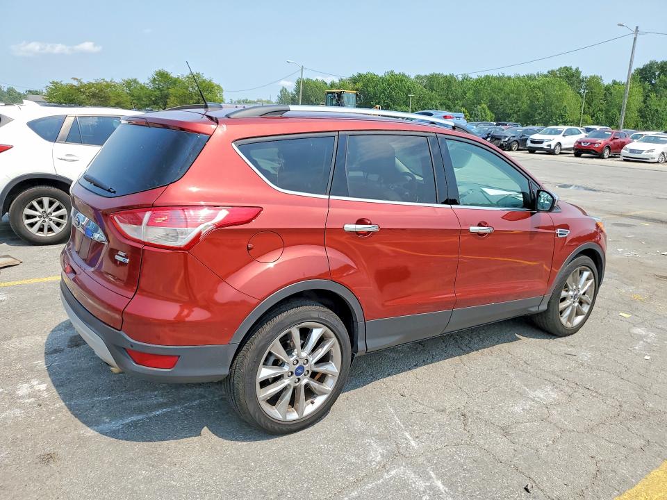 64026846 :رقم المزاد ، 1FMCU9GXXFUA06829 vin ، 2015 Ford Escape مزاد بيع