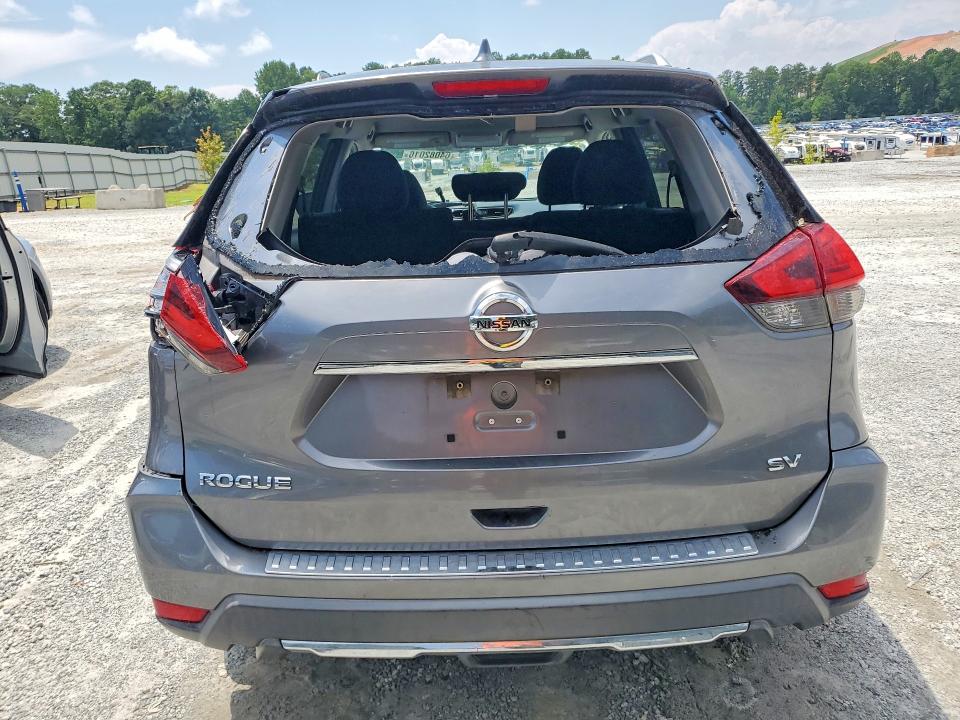 Продаж на аукціоні авто 2017 Nissan Rogue, vin: KNMAT2MT7HP611156, номер лоту: 64082016