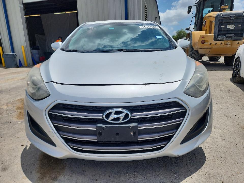 Продажа на аукционе авто 2017 Hyundai Elantra Gt, vin: KMHD35LH1HU368758, номер лота: 64017566