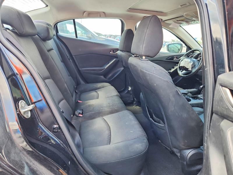 64975816 :رقم المزاد ، JM1BM1W70G1337120 vin ، 2016 Mazda 3 مزاد بيع