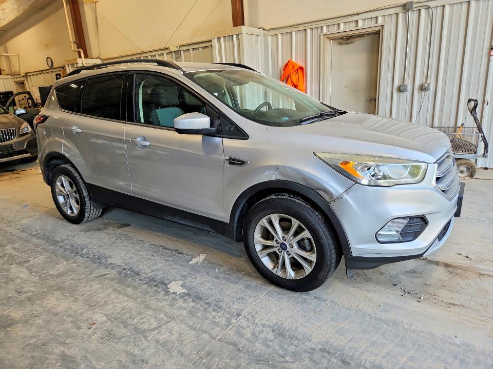 Продажа на аукционе авто 2017 Ford Escape, vin: 1FMCU0GD1HUC61552, номер лота: 65575576