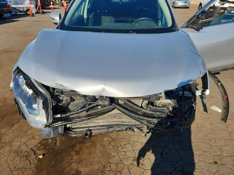 Продажа на аукционе авто 2017 Nissan Rogue, vin: 5N1AT2MV3HC798609, номер лота: 64911056