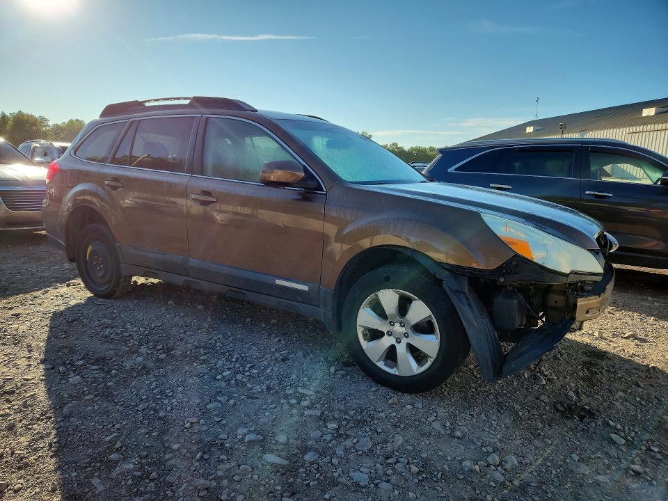 65866526 :رقم المزاد ، 4S4BRBCC8B3358265 vin ، 2011 Subaru Outback مزاد بيع