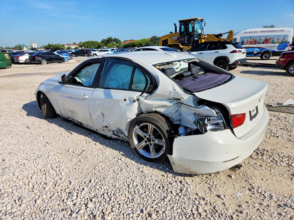 Продаж на аукціоні авто 2015 Bmw 328, vin: WBA3C1C53FK120869, номер лоту: 64838476