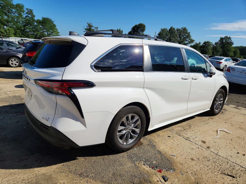 2022 Toyota Sienna მანქანა იყიდება აუქციონზე, vin: 5TDBSKFC4NS044376, აუქციონის ნომერი: 65826206