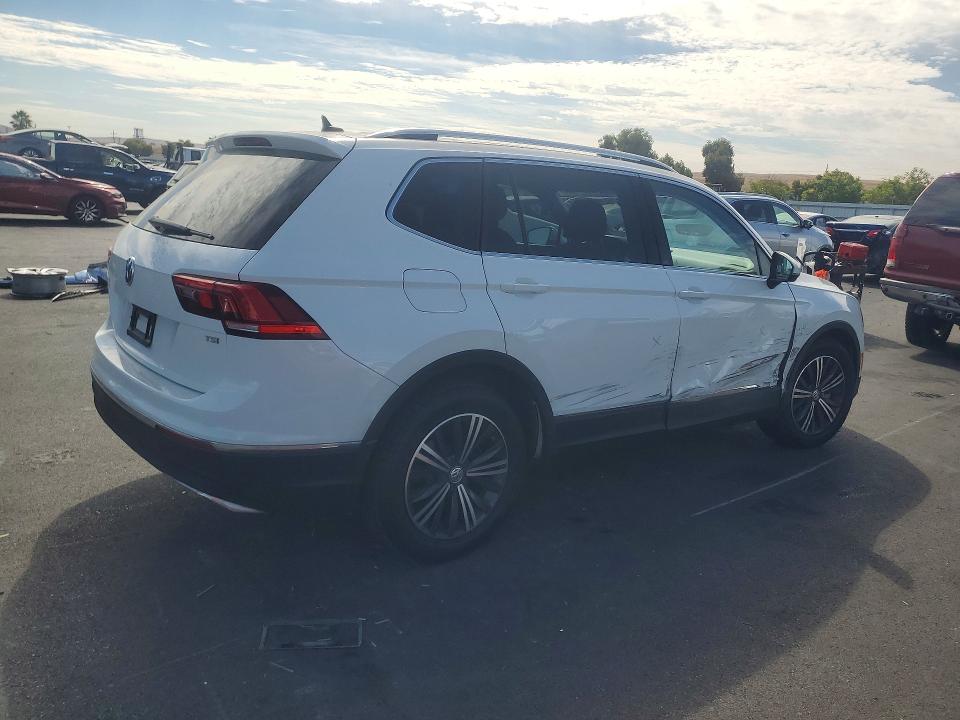 66931586 :رقم المزاد ، 3VV3B7AX3JM087324 vin ، 2018 Volkswagen Tiguan مزاد بيع