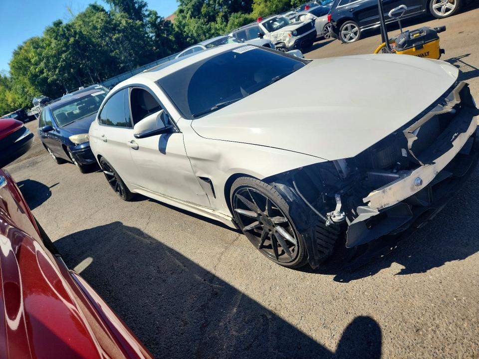 63559276 :رقم المزاد ، WBA4A5C58FG052122 vin ، 2015 Bmw 428 مزاد بيع