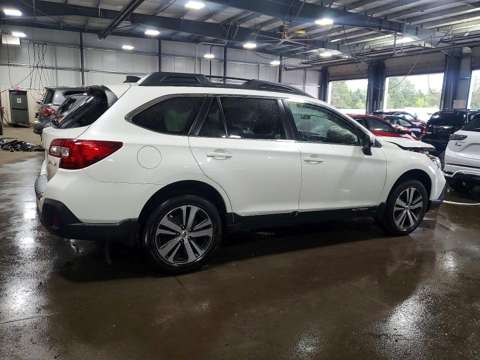 Aukcja sprzedaży 2018 Subaru Outback, vin: 4S4BSANC6J3393946, numer aukcji: 64116916