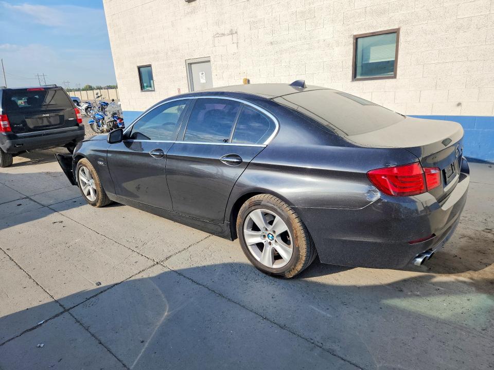 64489926 :رقم المزاد ، WBAFR1C50BC750901 vin ، 2011 Bmw 528 مزاد بيع