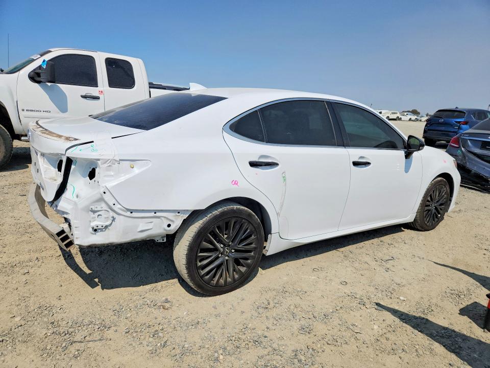 63699626 :رقم المزاد ، JTHBK1GG3F2168724 vin ، 2015 Lexus Es مزاد بيع