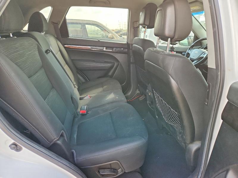 66732646 :رقم المزاد ، 5XYKT3A6XEG472728 vin ، 2014 Kia Sorento مزاد بيع