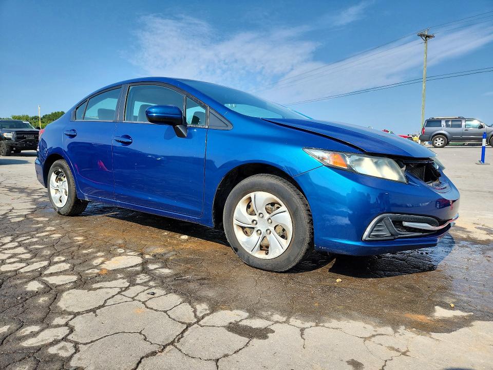 2015 Honda Civic მანქანა იყიდება აუქციონზე, vin: 19XFB2F52FE018230, აუქციონის ნომერი: 64006136