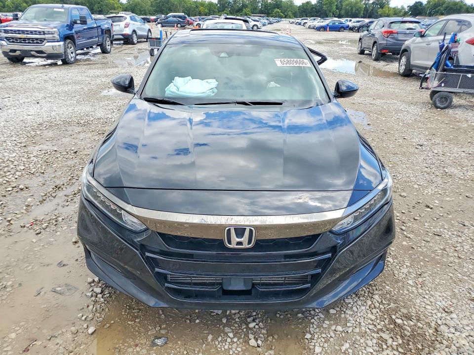 Продажа на аукционе авто 2019 Honda Accord, vin: 1HGCV2F32KA026528, номер лота: 65809606