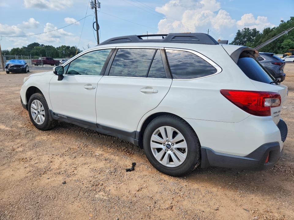 65669826 :رقم المزاد ، 4S4BSACCXJ3251070 vin ، 2018 Subaru Outback مزاد بيع