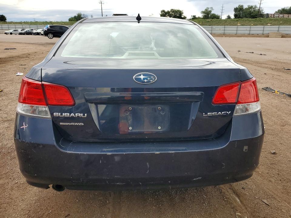 2014 Subaru Legacy მანქანა იყიდება აუქციონზე, vin: 4S3BMCC61E3011433, აუქციონის ნომერი: 64770056