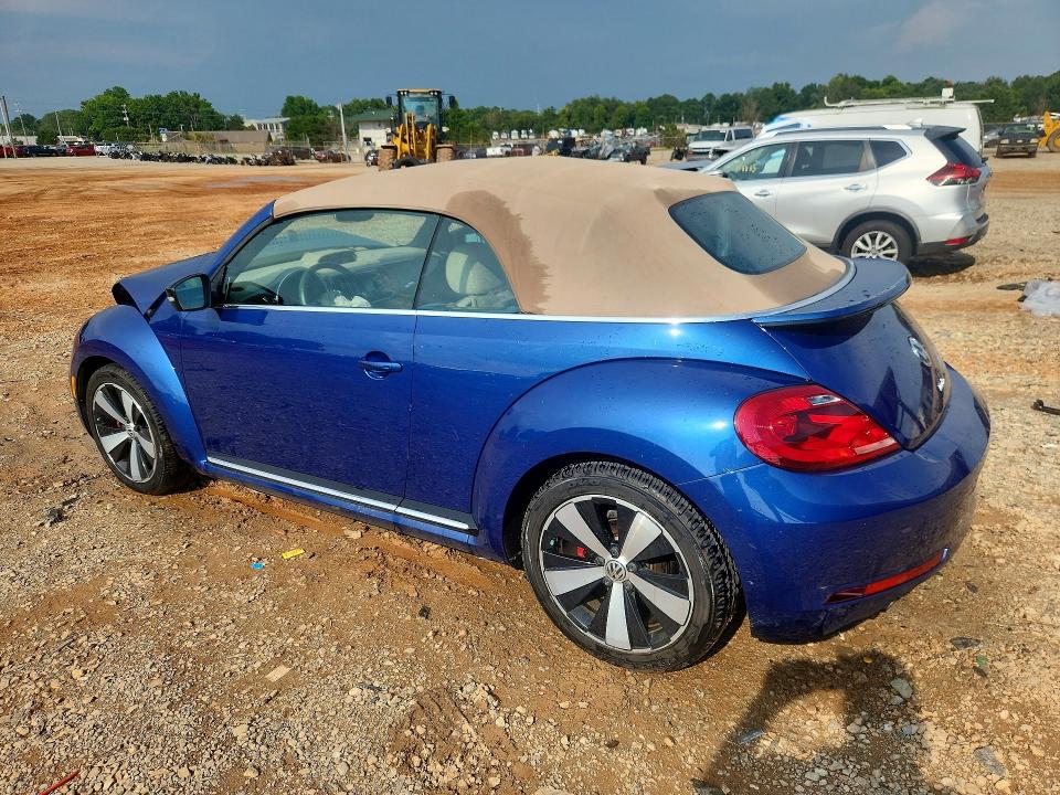 64108296 :رقم المزاد ، 3VW7T7AT4DM828527 vin ، 2013 Volkswagen Beetle مزاد بيع