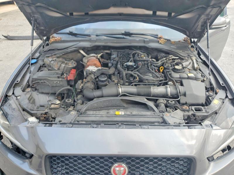 2017 Jaguar Xe მანქანა იყიდება აუქციონზე, vin: SAJAL4BN4HA971585, აუქციონის ნომერი: 64507196