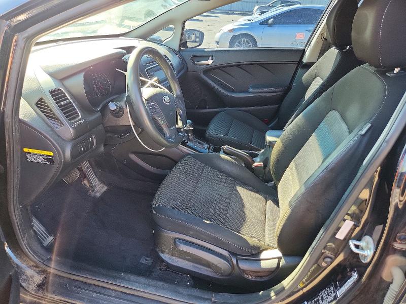 65371136 :رقم المزاد ، 3KPFK4A71JE168231 vin ، 2018 Kia Forte مزاد بيع