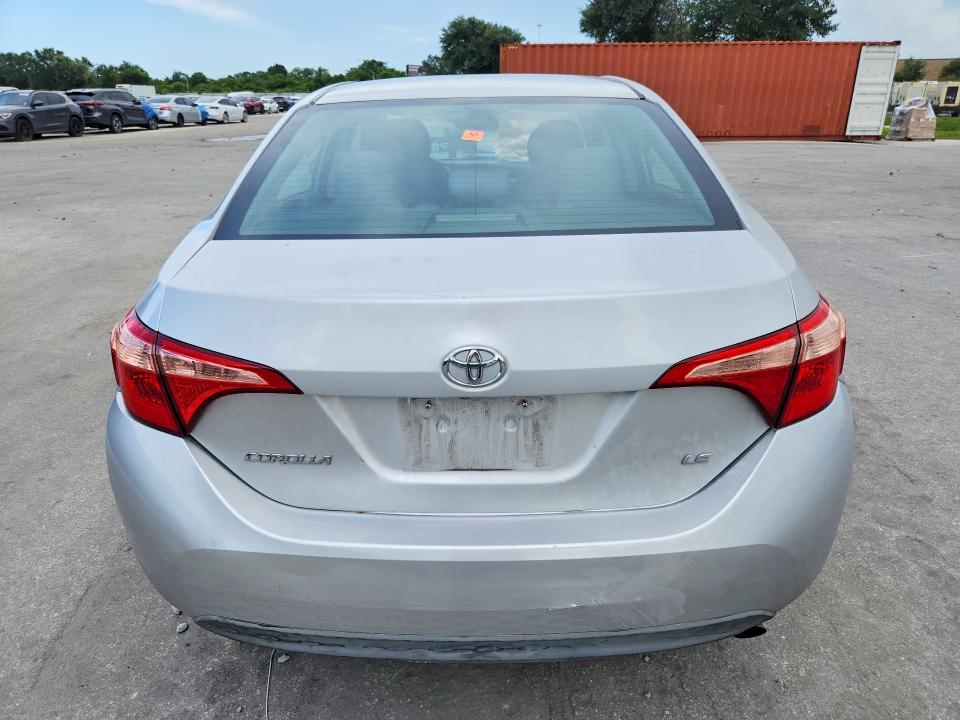 64835626 :رقم المزاد ، 2T1BURHE8HC907663 vin ، 2017 Toyota Corolla مزاد بيع