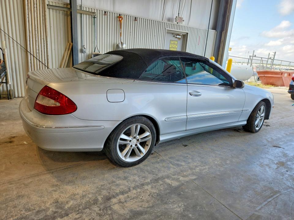 2008 Mercedes-benz Clk მანქანა იყიდება აუქციონზე, vin: WDBTK56F38F247553, აუქციონის ნომერი: 65832876
